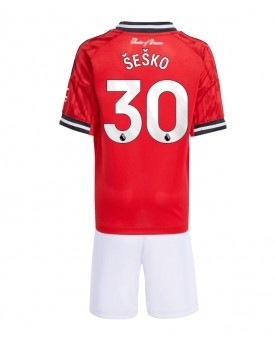 Billige Fotballdrakt Manchester United Benjamin Sesko #30 Replika Hjemmedraktsett Barn 2025-26 Kortermet (med bukser)